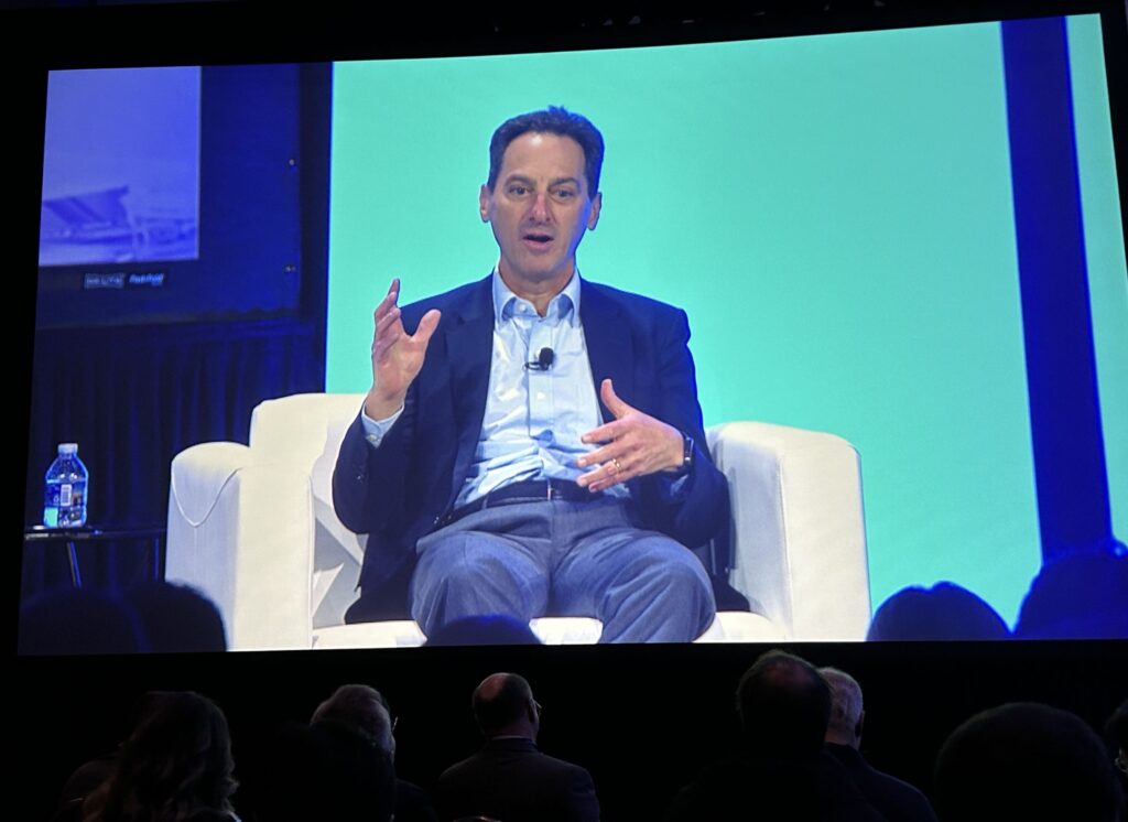 Satellite 2026 Panel